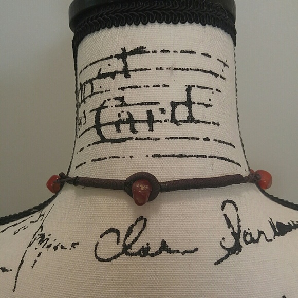 Beautiful Necklace - Picture 5 of 8